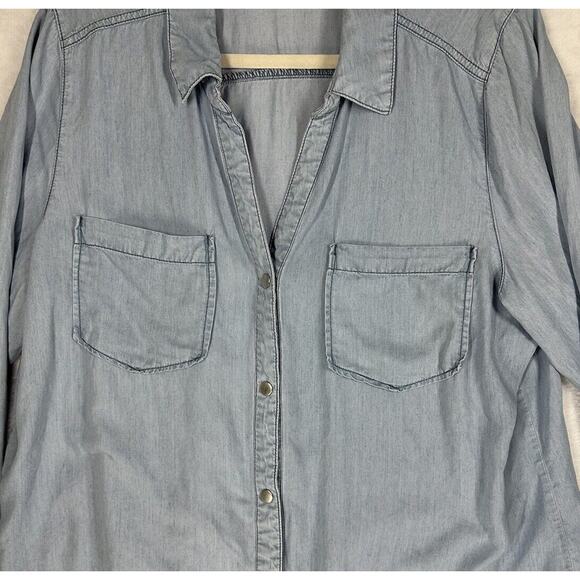 Masion Jules Top Women's XL Chambray Blue Blouse Snap Silver Buttons Western - Picture 2 of 11